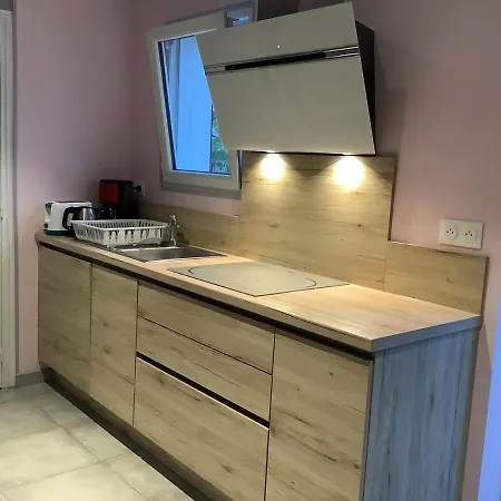 Charmante Maison Situee A 150 M De La * Plérin